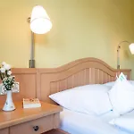 Scheer Szálloda 3*
